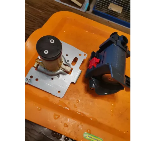 Переборка поршня термоблока Delonghi на Семена Палія 21 093 636-53-53