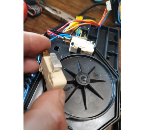 Переборка и ремонт редуктора Nivona, Melitta, Bosch, Siemens, Saeco, Philips и др. в Одессе 093 636-53-53 