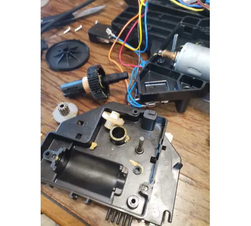 Переборка и ремонт редуктора Nivona, Melitta, Bosch, Siemens, Saeco, Philips и др. в Одессе 093 636-53-53 